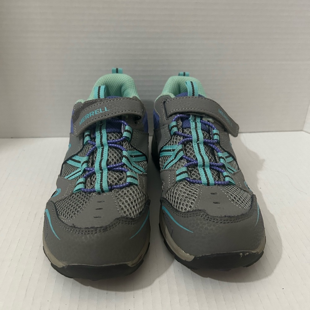 Kids Merrell Sneakers/Shoes Size 4.5